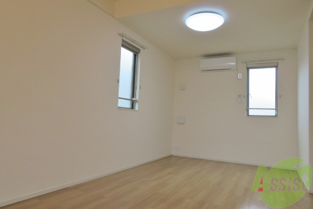 その他部屋・スペース　こちらの角度は落ち着きのあるお部屋って感じですね