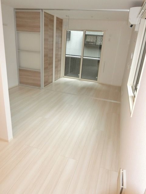 居室・リビング　リビングと洋室を繋げても良いですね