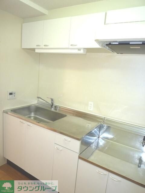 キッチン　※別部屋参考写真