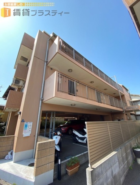 建物外観　閑静な暮らしがここにあります。