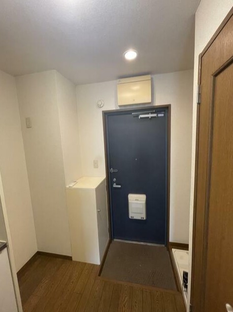 玄関　玄関部分