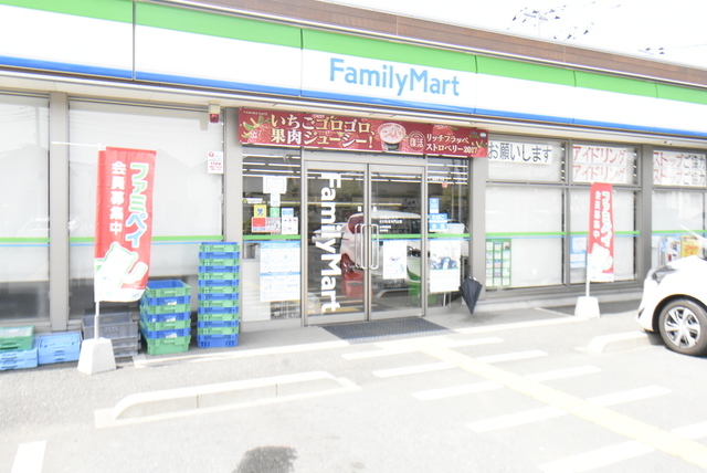 コンビニ　ファミリーマートさいたま大門上店（コンビニ）まで312m