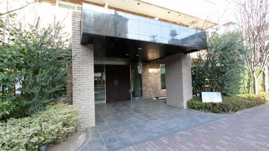 エントランス　☆設備充実☆