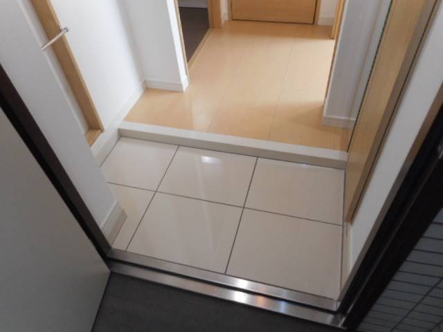 玄関　別部屋参考写真