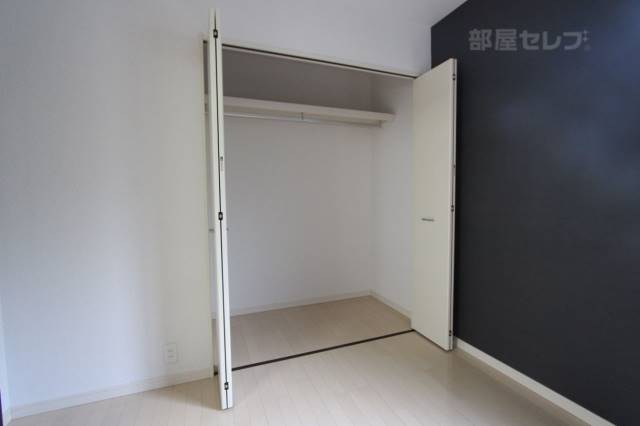 収納　※１０１号室の写真です。