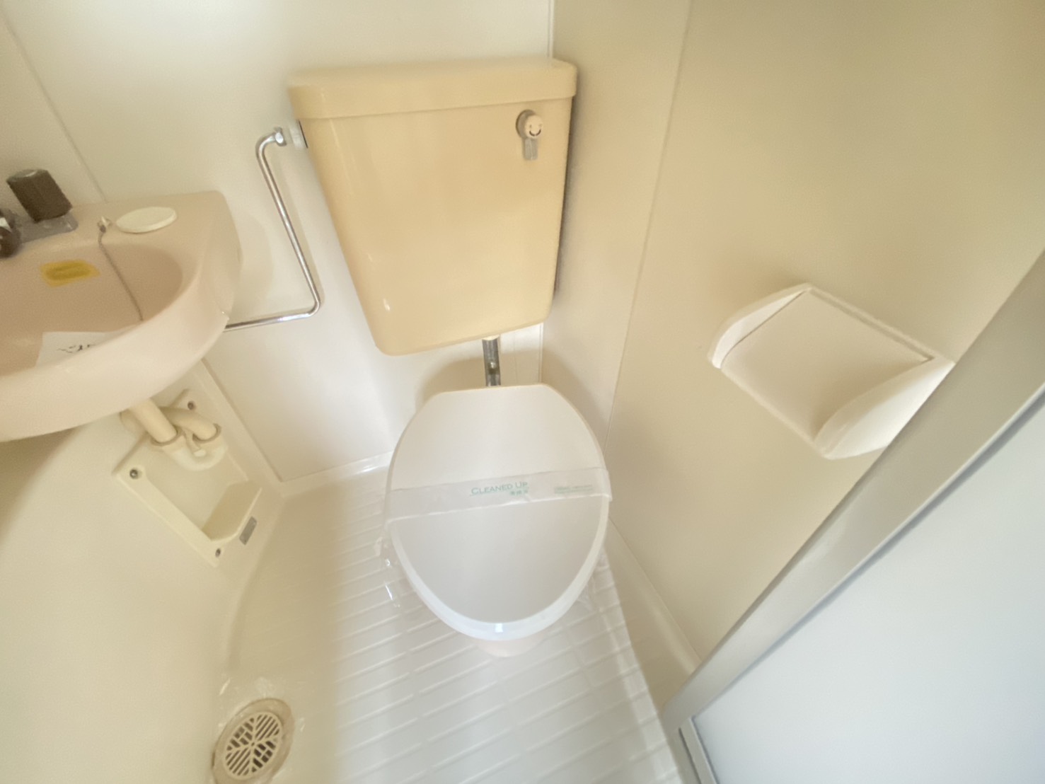 広島電鉄宇品線 日赤病院前駅 徒歩9分 4階建 築42年のトイレ写真