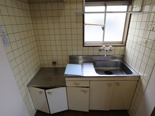 キッチン　※２０５号室の写真です。