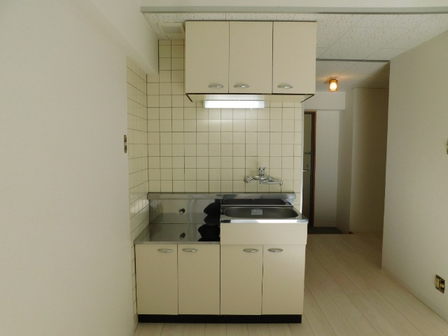 キッチン　※現況を優先します