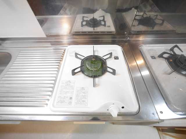 キッチン　別部屋の画像になります。
