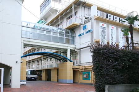 幼稚園・保育園　日出幼稚園（幼稚園・保育園）まで697m