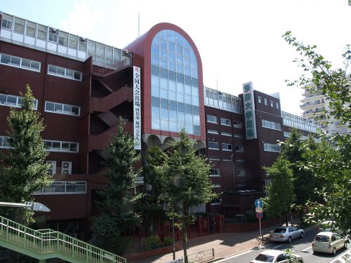 中学校　多摩大学目黒中・高等学校（中学校）まで906m