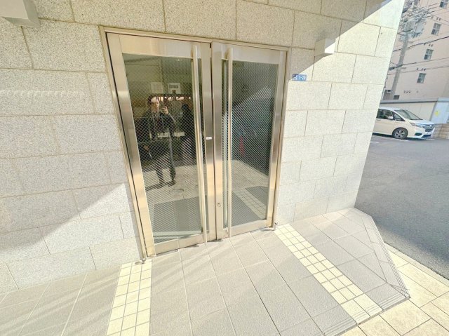 エントランス　綺麗なエントランスです。