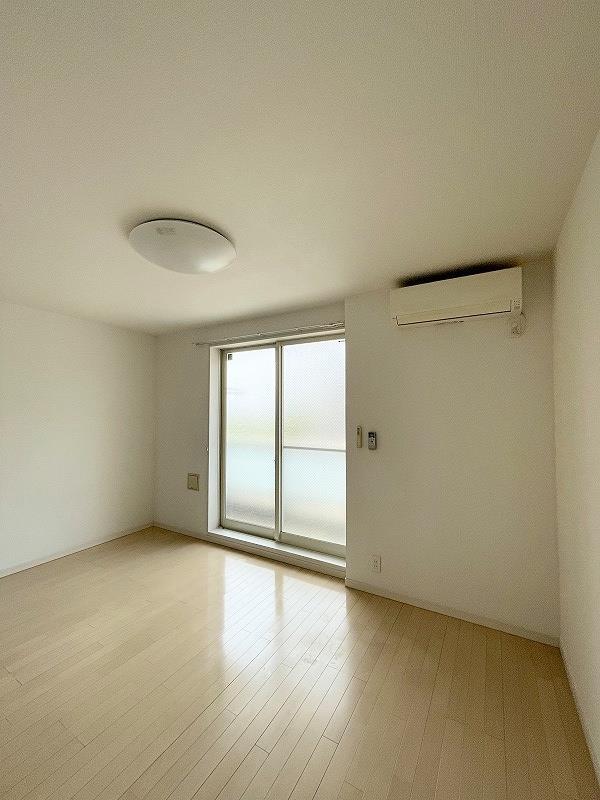 その他部屋・スペース　洋室8.4帖