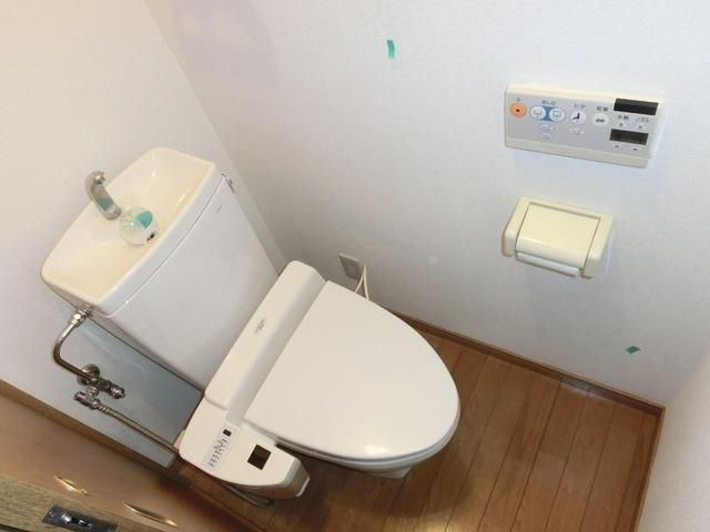 トイレ　★ウォシュレット付のトイレです★