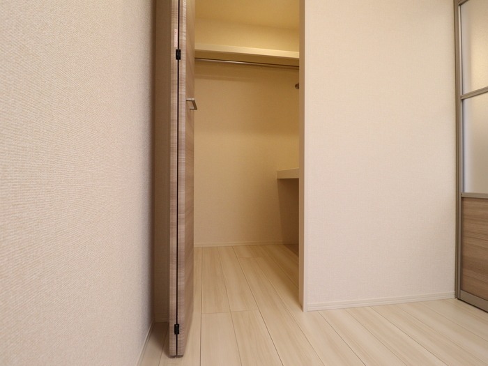 収納　ウォークインクローゼット