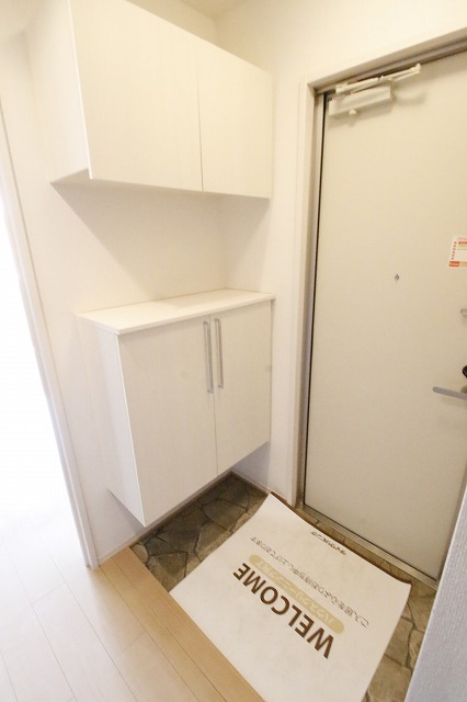 玄関　別の部屋の写真です