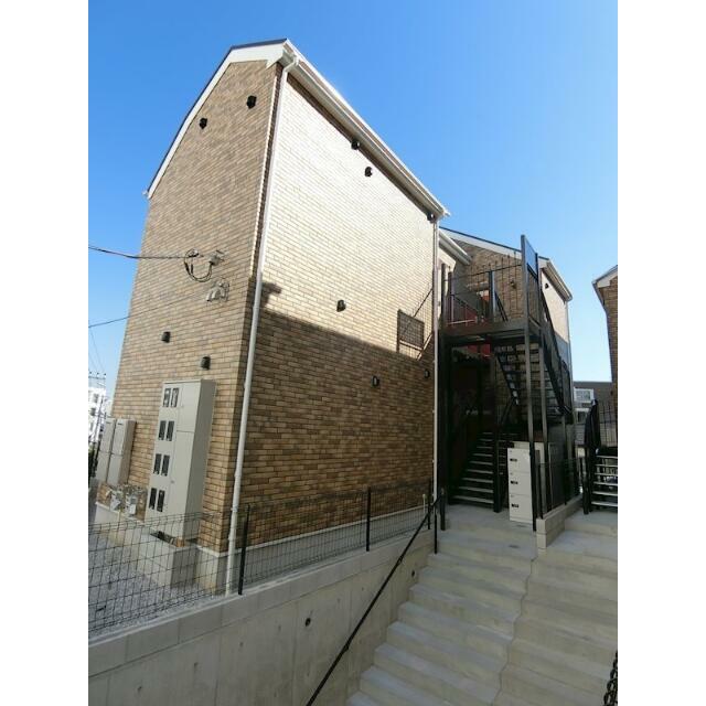 建物外観　レンガ調のおしゃれな外観