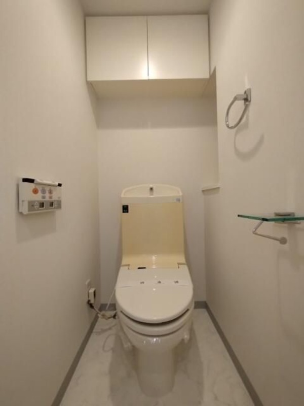 トイレ　エルエー．スイート上野
