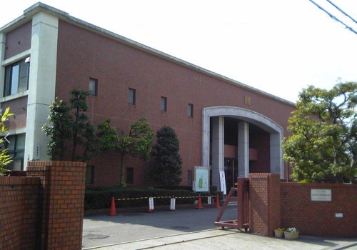 大学・短大　私立日本女子体育大学（大学・短大）まで1633m