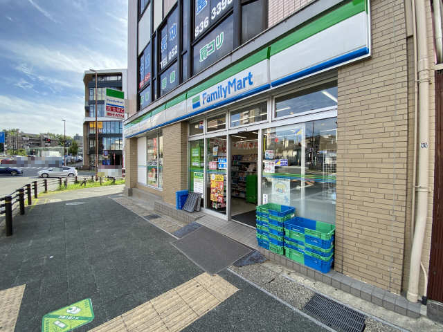 コンビニ　ファミリーマート　昭和八事店（コンビニ）まで364m