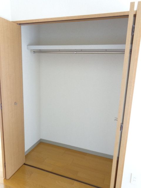 収納　クローゼット