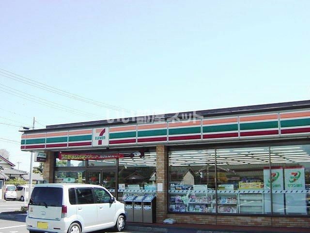 コンビニ　セブンイレブン静岡吉田インター店（コンビニ）まで657m