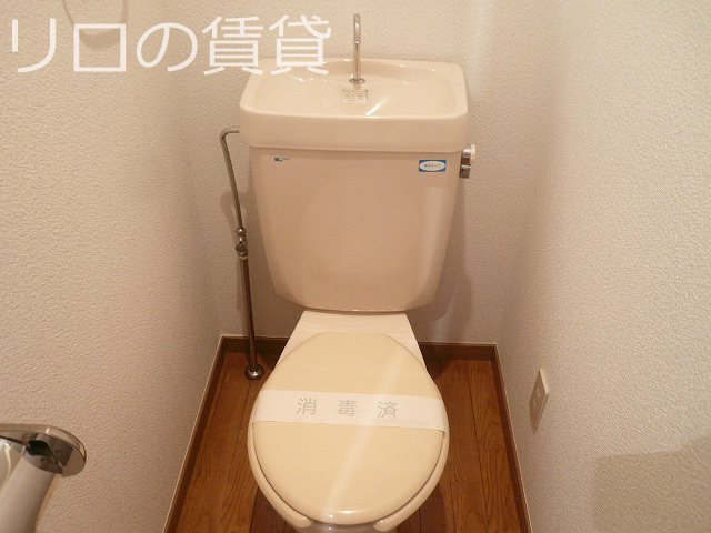 トイレ　別号室