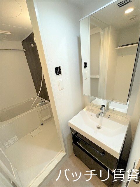 洗面設備　※同型タイプ写真の為、現状優先。初期費用分割可能
