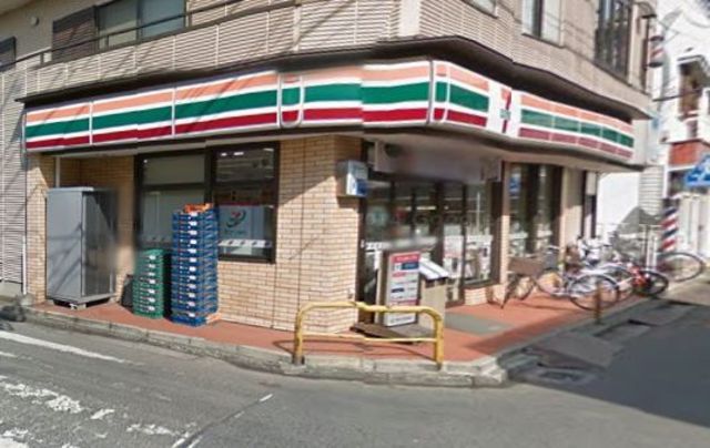コンビニ　セブンイレブン藤沢本鵠沼店（コンビニ）まで670m