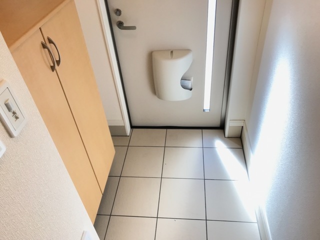 玄関　奥行きのある玄関♪荷物の出し入れもしやすく、ゆとりのある空間