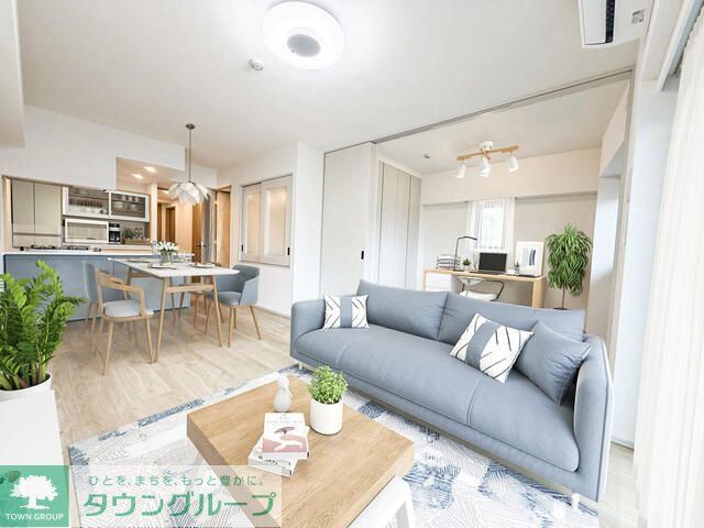 居室・リビング　【家具・調度品等はCG 加工です。実際の賃貸住居 には含ま…
