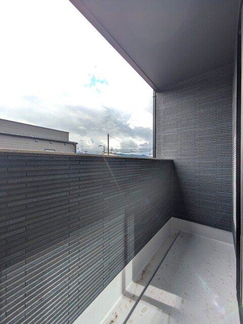 バルコニー　建築中