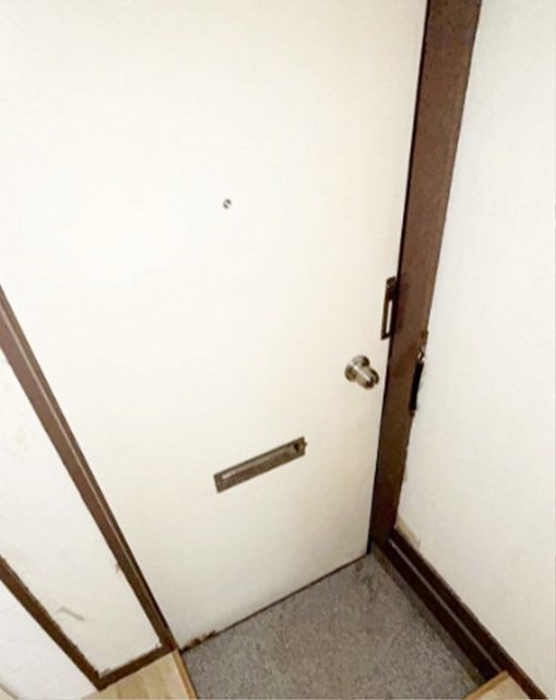 玄関　別部屋同仕様タイプ