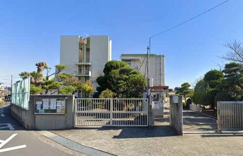 小学校　松原市立松原小学校（小学校）まで125m