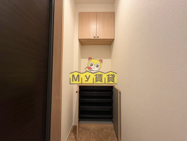 収納　ラコルタ　ブローン