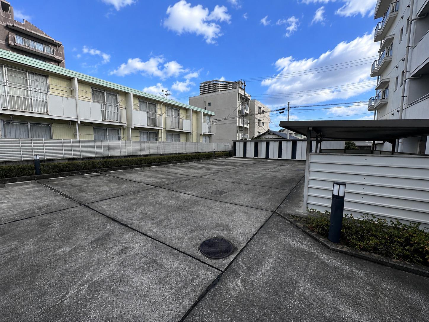 その他　駐輪場・外物置付きです