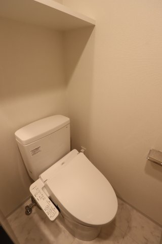 トイレ　別タイプ参考写真