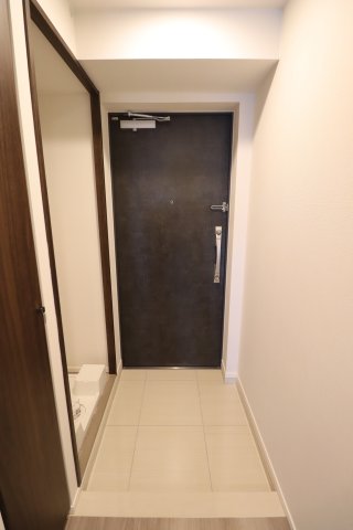 玄関　別タイプ参考写真