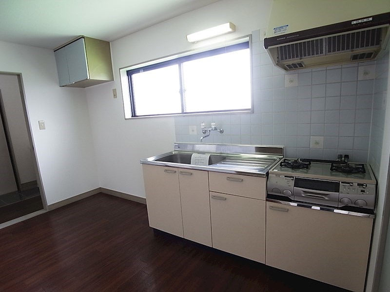 キッチン　同一物件別部屋写真