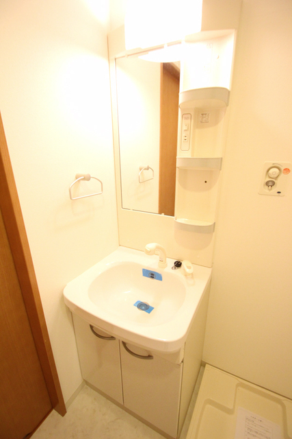 洗面設備　※反転タイプのお写真です