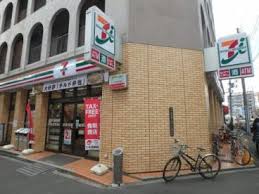 コンビニ　セブンイレブン 大阪江戸堀1丁目店（コンビニ）まで844m