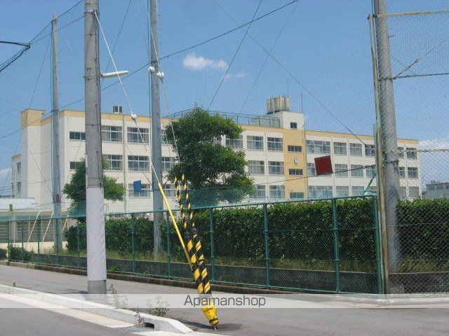 小学校　高槻市立丸橋小学校（小学校）まで522m