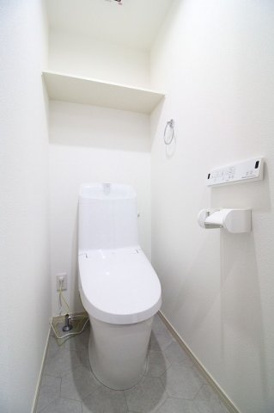 トイレ　落ち着いたトイレです