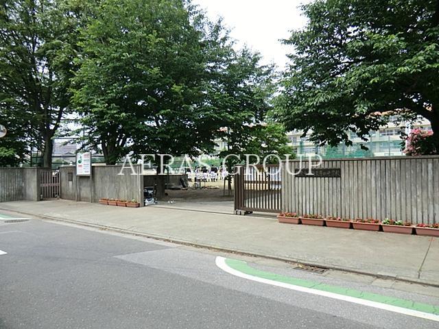 中学校　朝霞市立朝霞第四中学校（中学校）まで264m