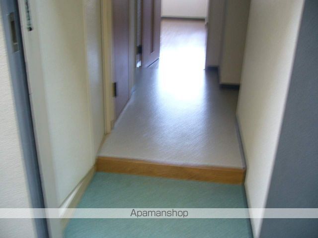 ピアレジアオヤマVの玄関写真