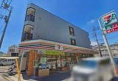 コンビニ　セブンイレブン 川崎国際病院前店（コンビニ）まで266m