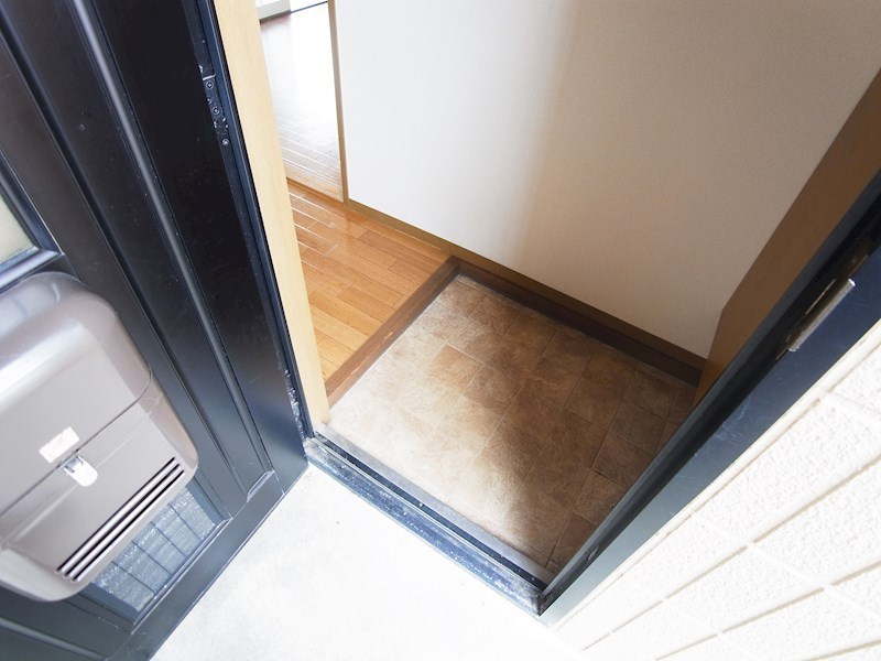 玄関　別部屋参考写真