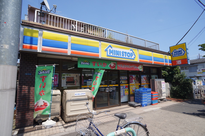 コンビニ　ミニストップ（コンビニ）まで298m