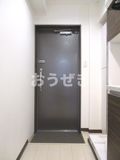 玄関　別部屋同間取