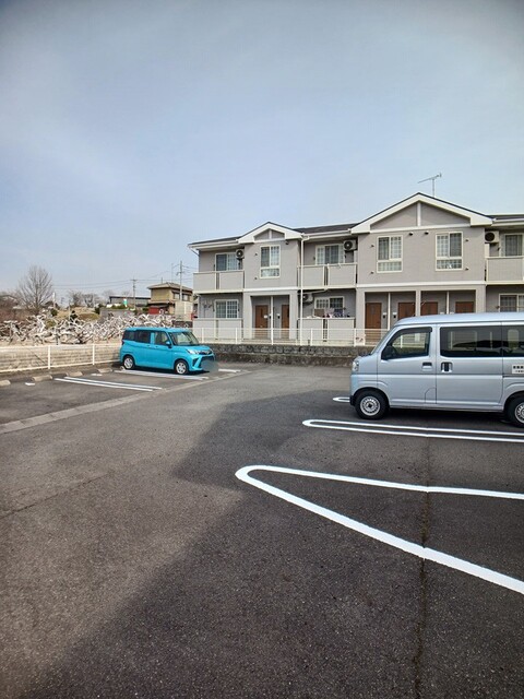 駐車場　駐車場